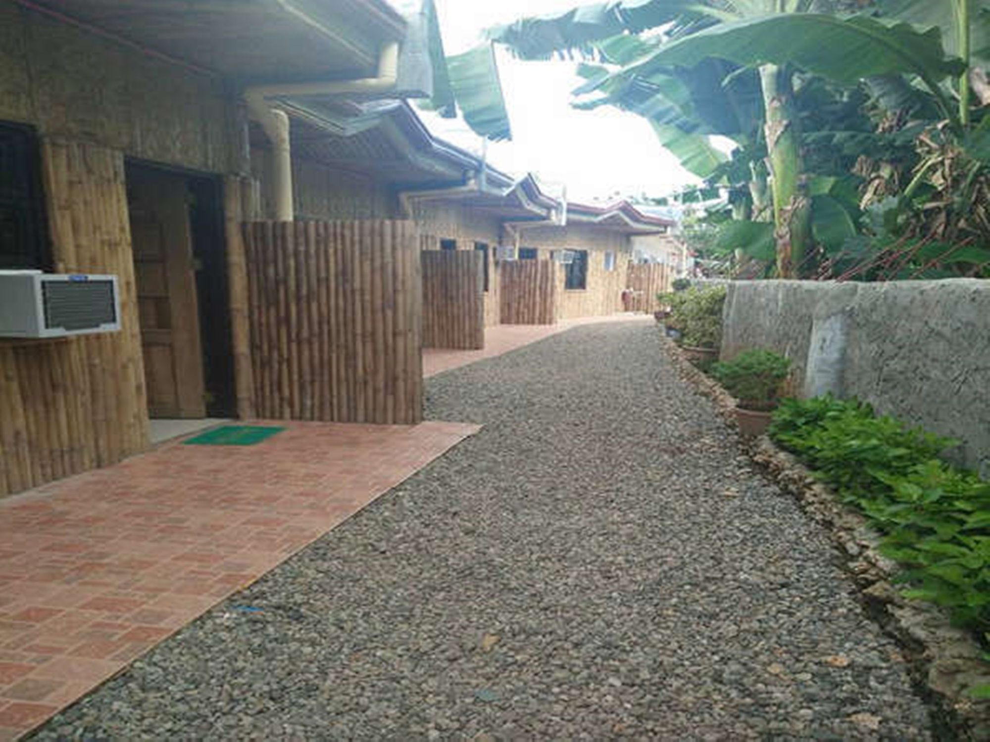 Miles Yce Bamboo House Hotel Panglao Exterior photo